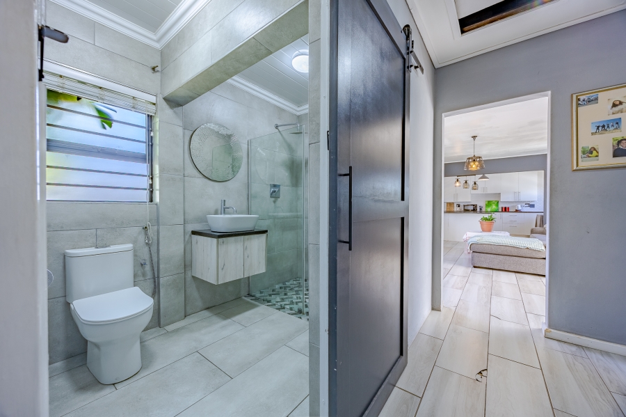 3 Bedroom Property for Sale in Bothasig Western Cape